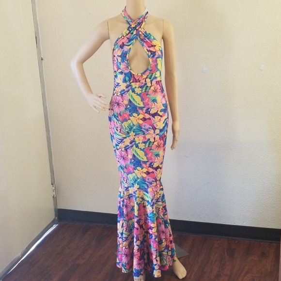 Summer Party Dress - Picture 1 of 8